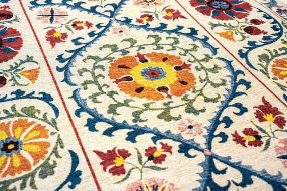 Louis De Poortere tapis Antiquarian Suzani 9728 Origine zoom